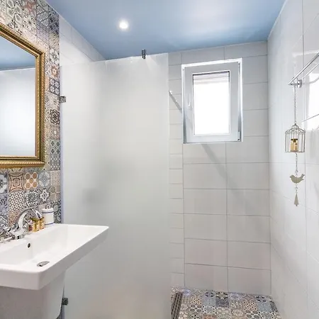 Domus Center With Parking Lägenhet *