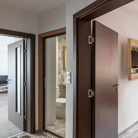 Apartment Domus Center With Parking
